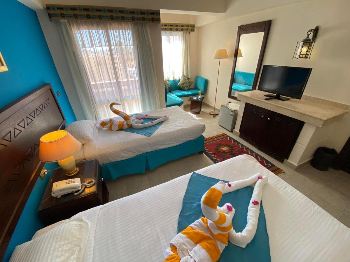 Marina View Port Ghalib Hotel Exterior photo