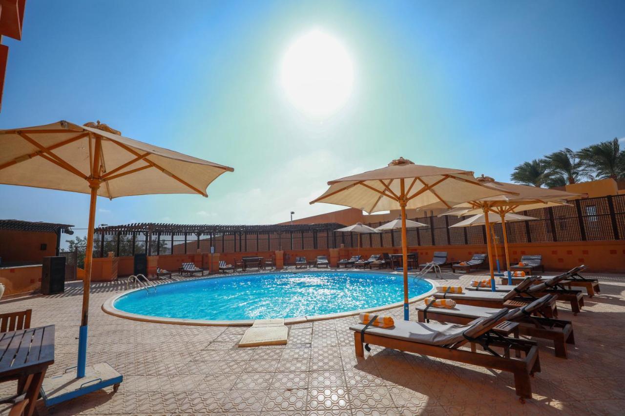 Marina View Port Ghalib Hotel Exterior photo