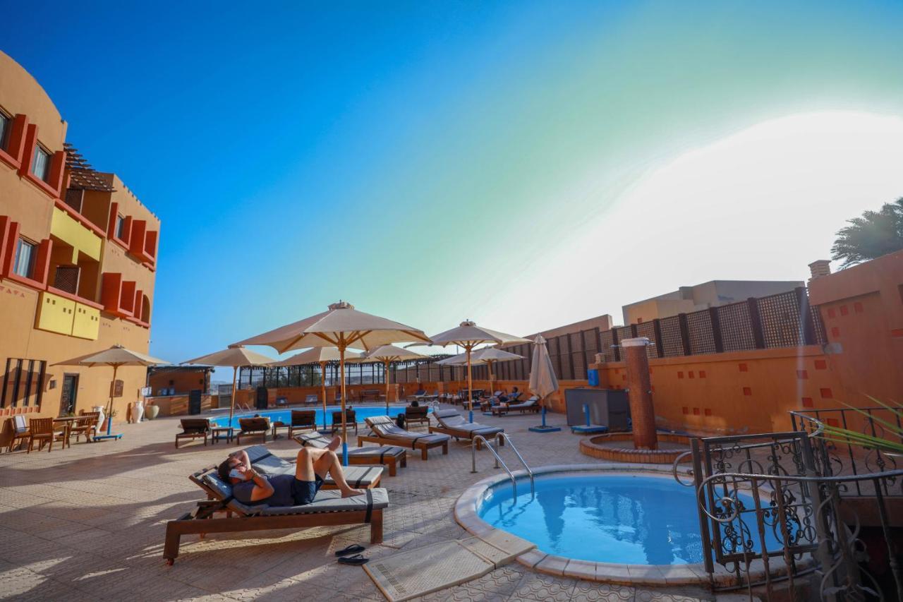 Marina View Port Ghalib Hotel Exterior photo